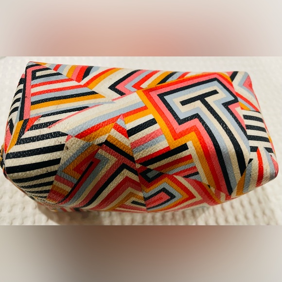 Tory Burch Kerrington T Print Wristlet & Cosmetic Pouch - Picture 13 of 14